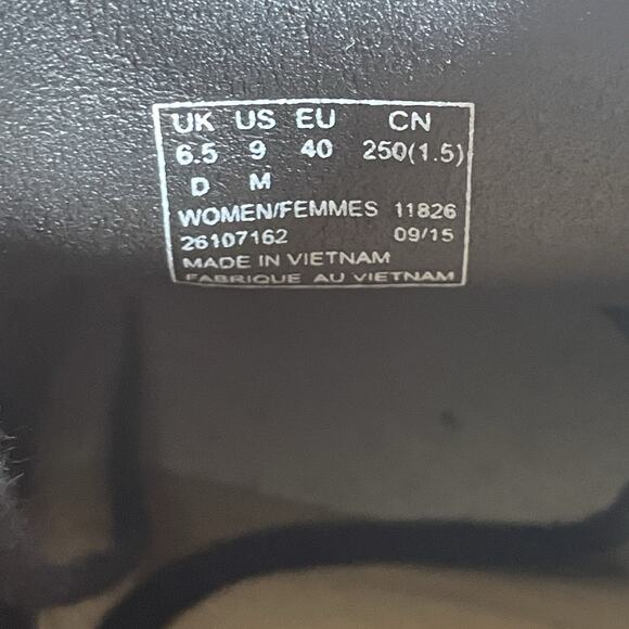 Clarks Original Women’s Size 9 M Black Suede Chukka Ankle Boots Shoes Casual EUC - Picture 9 of 9